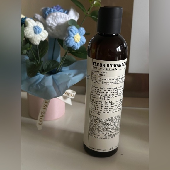 NEW Le Labo FLEUR D'ORANGER 27 Perfuming Shower Gel 237ML - Picture 3 of 5